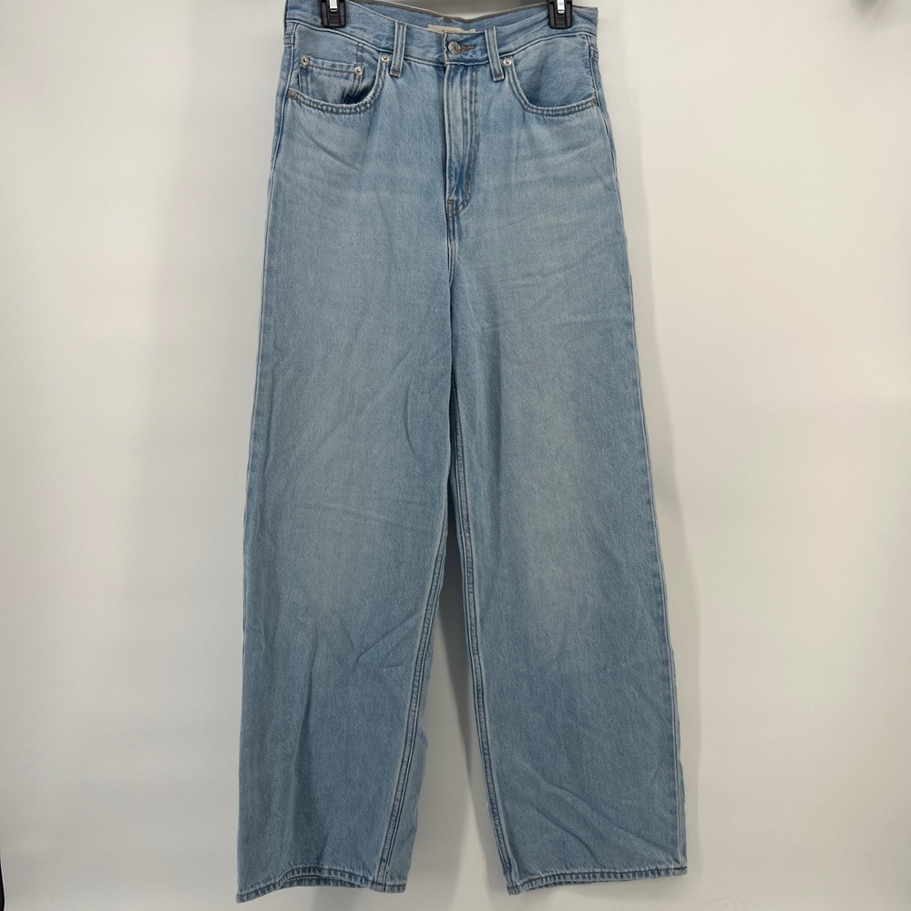 Levi's Premium High‎ Loose Women's Light Wash Denim Jeans Size 27